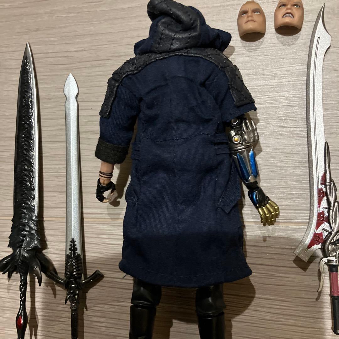 千値練 Devil May Cry 　ネロ　ダンテ　デビルメイクライ　フィギュア