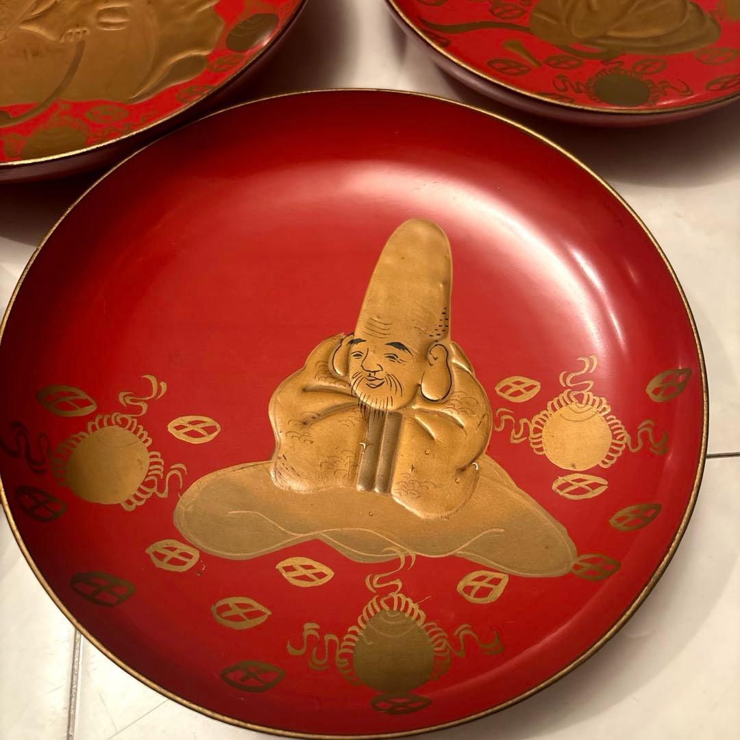 明治時代　七福神が金彩たっぷりで描かれた幸運や金運をを呼び込む木製輪島漆塗り皿