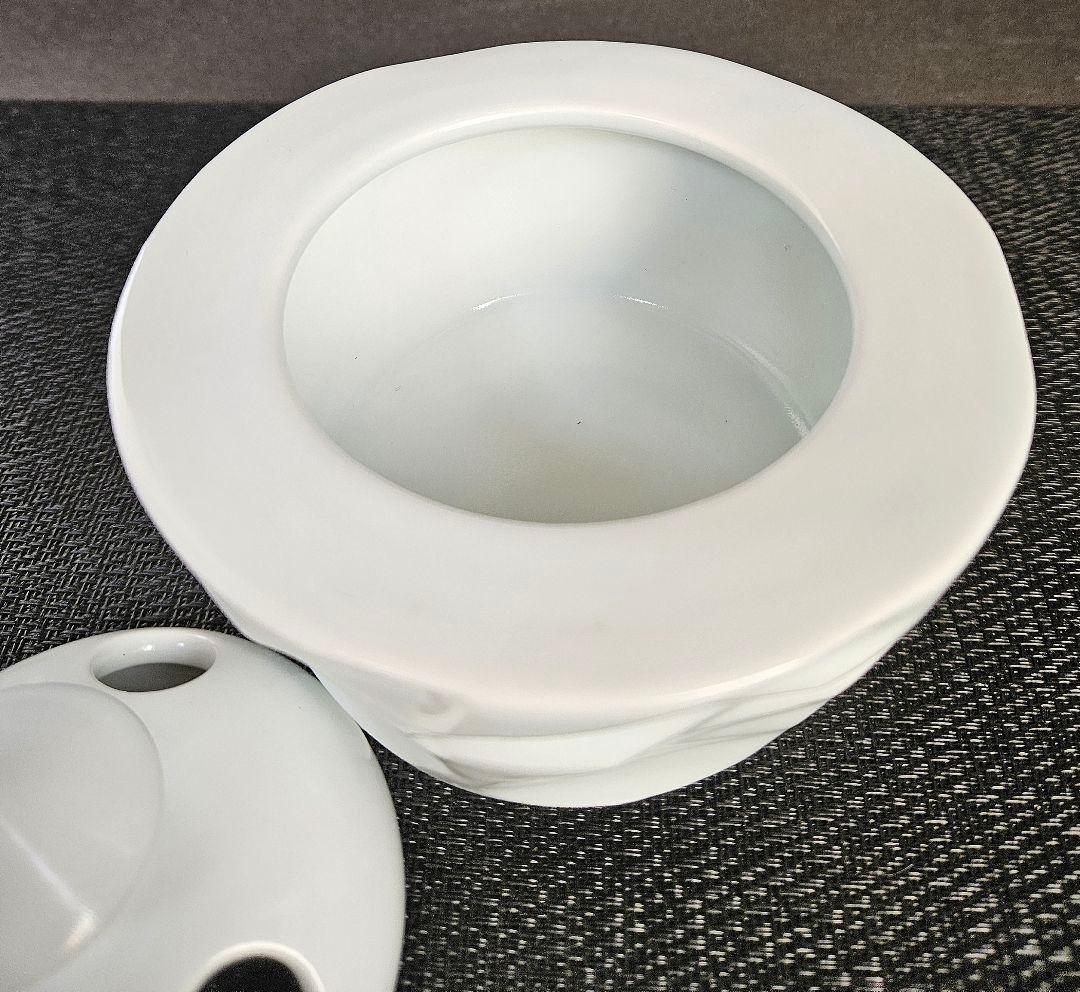 有田焼　名工　田中一位作　白磁　おうとつ造　三脚　香炉　茶道具　香道具