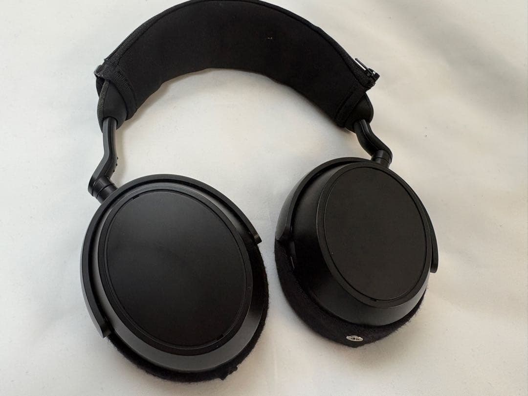 ヘッドホン Sennheiser MOMENTUM 4 Wireless