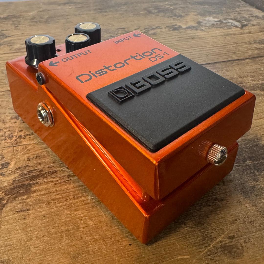 【極美品】BOSS DS-1 50周年記念モデル 限定オレンジ 付属品完備