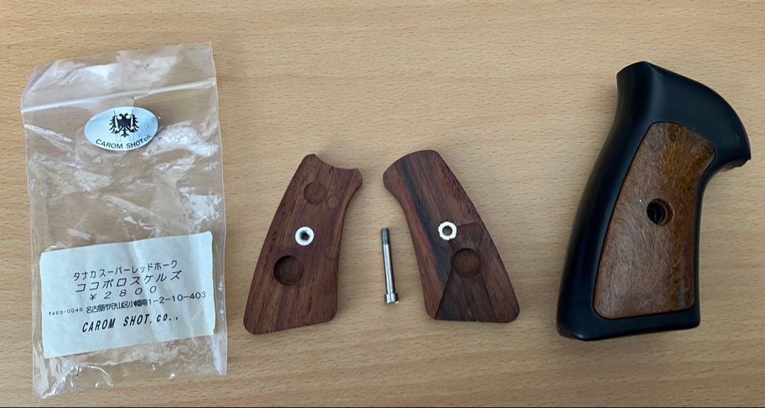 タナカ　スーパーレッドホークグリップ