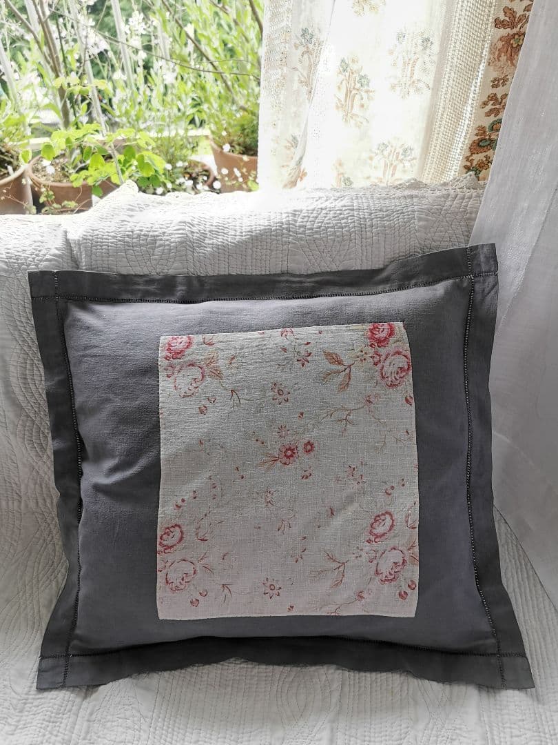 アンティーク フレンチ花柄薔薇ファブリックリネン ヘム刺繍グレークッションカバー