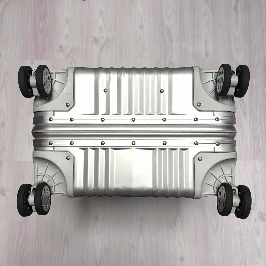 Mercedes-Benz シルバーキャリーケース 65L