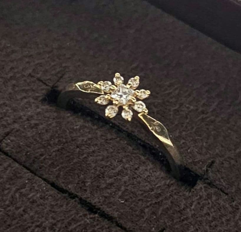 ※アサヒ agete CLASSIC k18 ダイヤモンドリング 9号