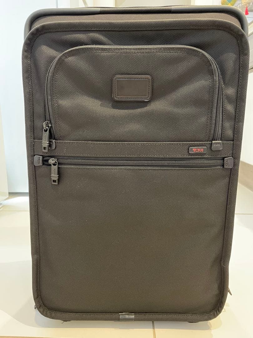 (訳あり)TUMI 22018DH キャリーケース　ガーメントケース付