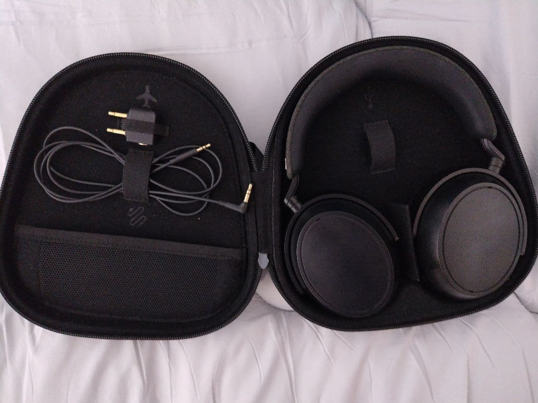 ヘッドホン Sennheiser MOMENTUM 4 Wireless