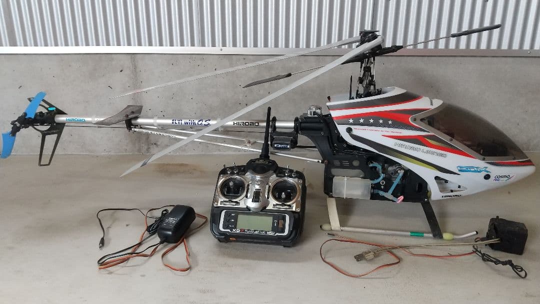 ヒロボー　ラジコンヘリコプター　エンジン　30