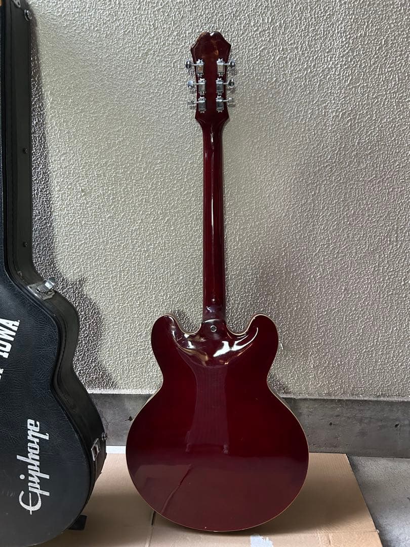 Epiphone Riviera セミアコースティックエレキギター　ハードケース