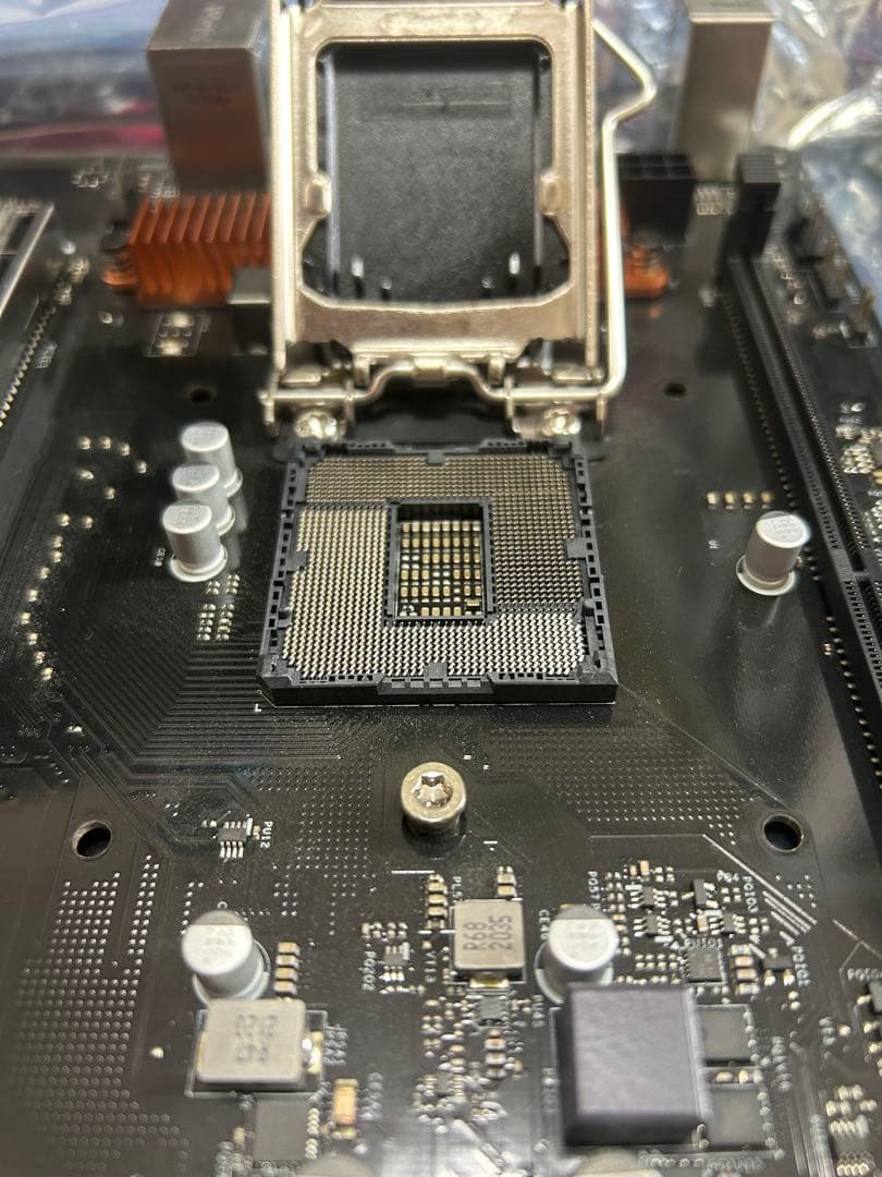 ASRock製 H510 PRO BTC+ LGA1200開封済み未使用品
