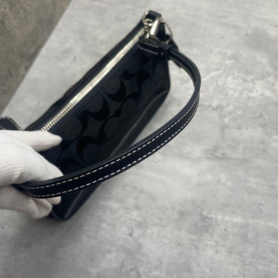 断*）様 美品✨Coach アクセサリーポーチ シグネチャー ブラック 6094