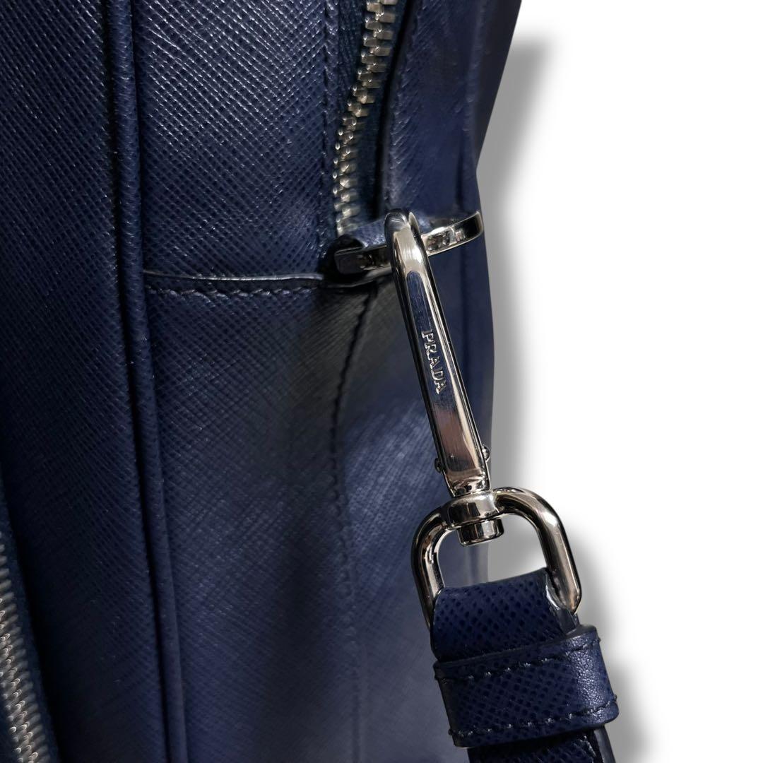 プラダ 現行 ネイビー レザー ビジネスバッグ サフィアーノ