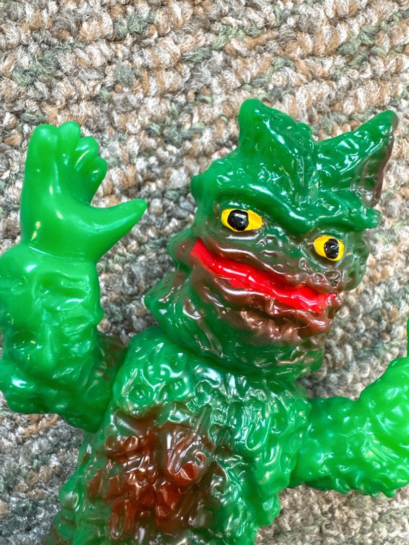 ぶたのはな♡ケロニア　ウルトラマン　レアソフビ