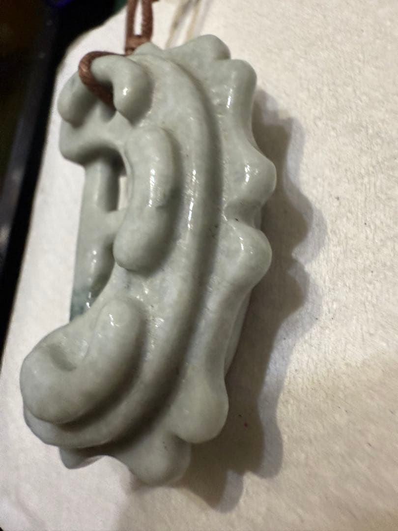 糸魚川翡翠‼️獣形勾玉‼️ 購入時10万円以上‼️これ以上の値引きはいたしません‼️