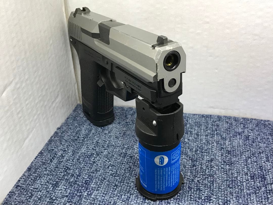 売り切り価格早い者勝　東京マルイ H&K USP 電動ガンロングマガジン付き