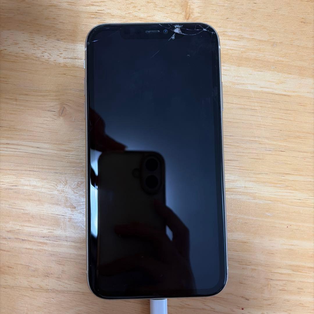 Apple iPhone 11 ホワイト　128GB