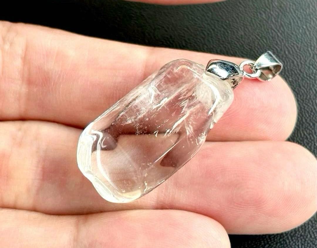 限定特価　究極品質　タンザニアマスタークリスタル　モンドクオーツのジェネシスPT