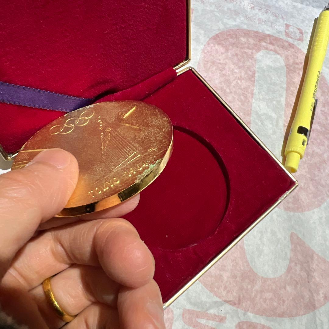 東京五輪　記念メダル　オリンピック　1964 ケース付き