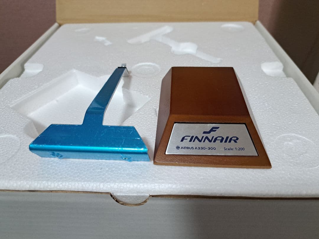 フ*ス様 【希少・美品】FINNAIR A330-300 1/200 マリメッコ