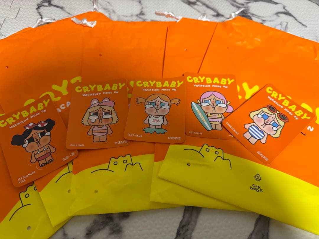 POPMART CRYBABY VACATION MODE ON 5体セット