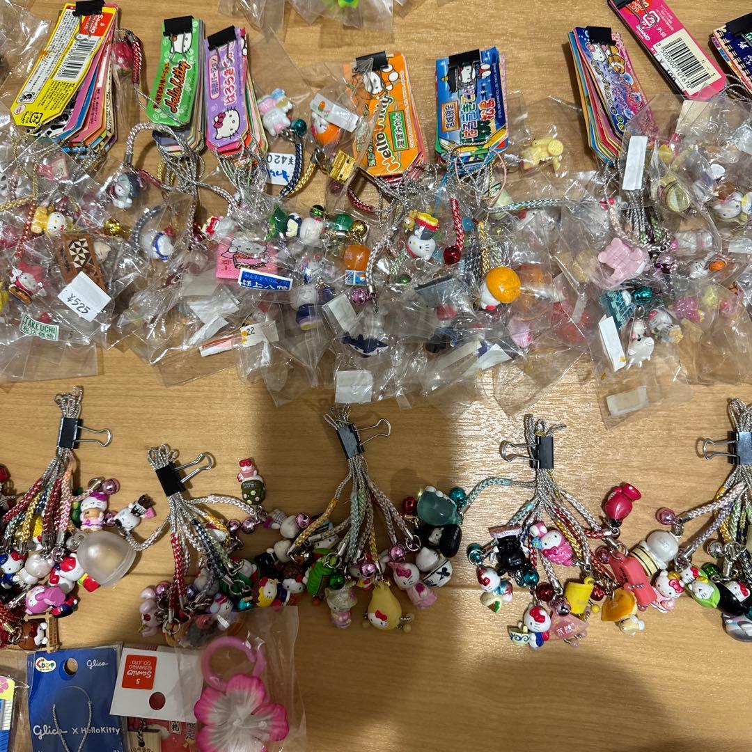 ご当地キティ　約400個