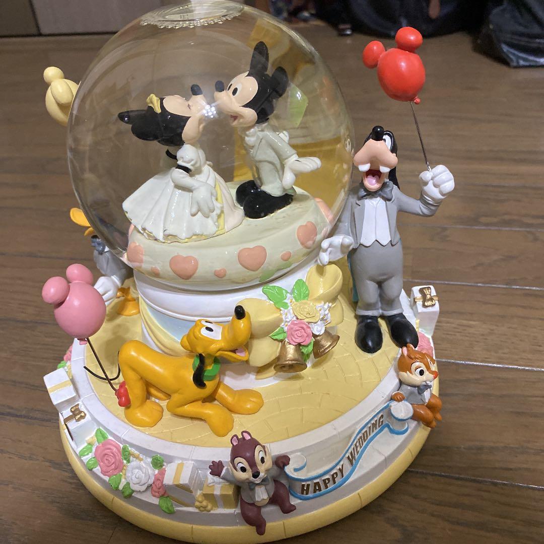 ミッキーフレンズ　スノードーム　オルゴール　ウェディング