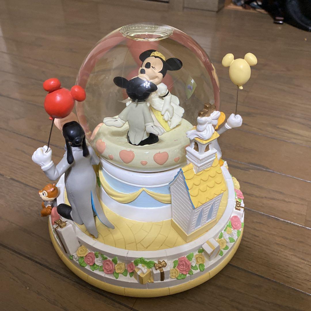 ミッキーフレンズ　スノードーム　オルゴール　ウェディング