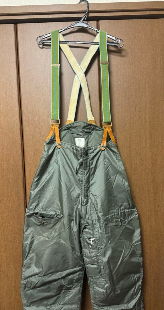 米軍　実物ECW CWU-18P フライヤーズパンツ　サスペンダー付き