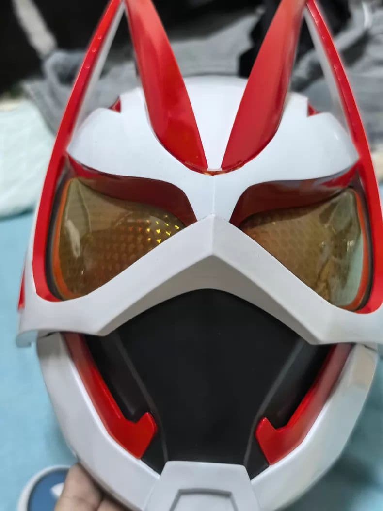 仮面ライダーギーツ ヘルメット 1：1 大人用 着用可能、特撮・コスプレ
