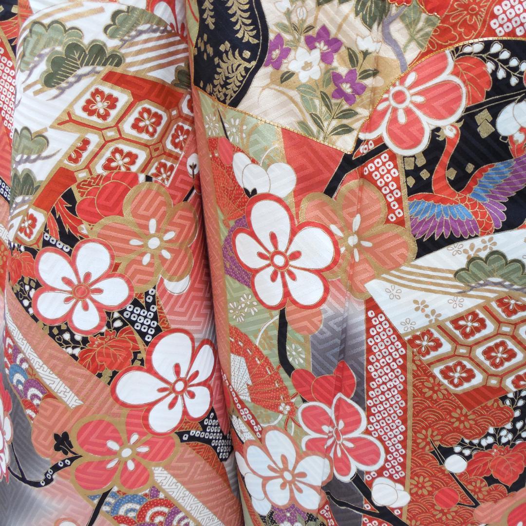 極美品★振袖フルセット　正絹　成人式　振袖　7点　Mサイズ　赤　古典柄　花柄