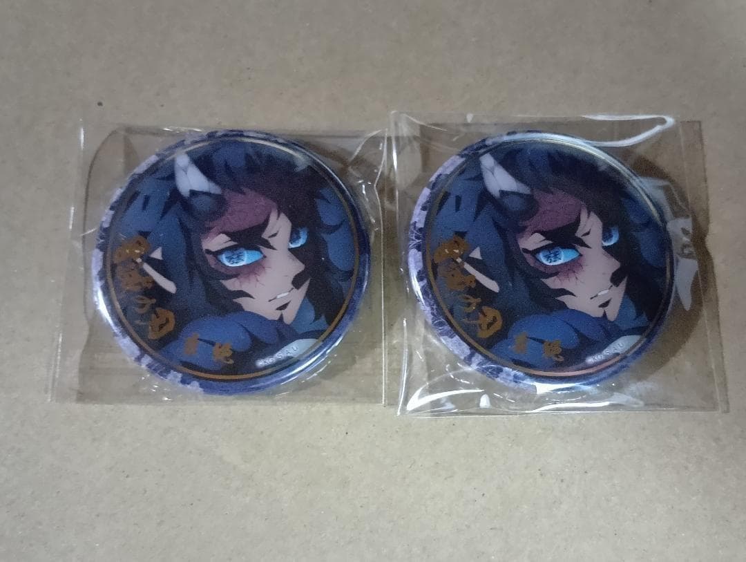 2点　鬼滅の刃 刀鍛冶の里編 絵巻 終ノ巻 箔押し 缶バッジ 哀絶　あいぜつ