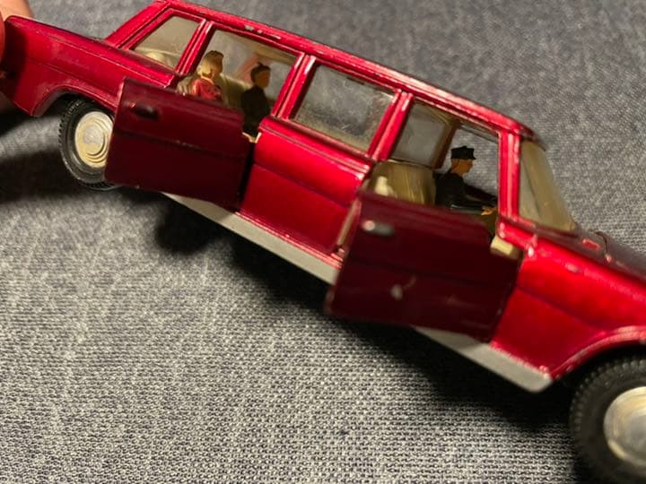 値下げしました！MERCEDES-BENZ 600