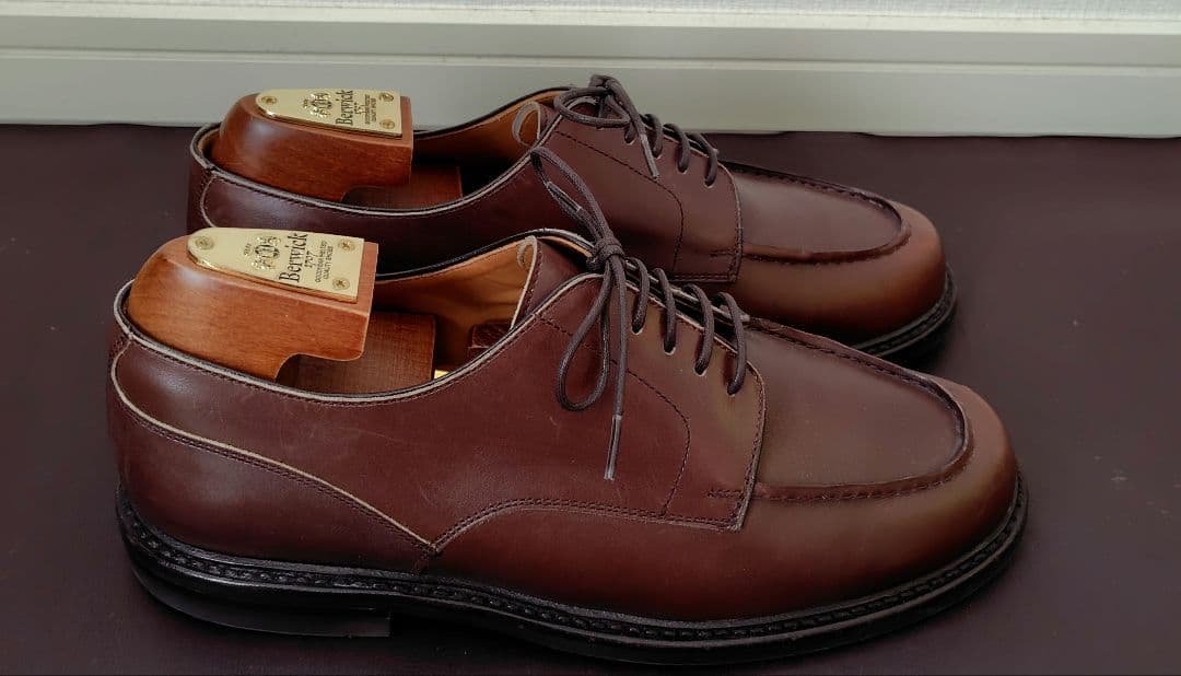 UK6.5 Berwick 4477 ブラウン