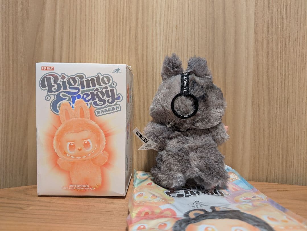 LABUBU　ラブブ　シークレット　エナジー