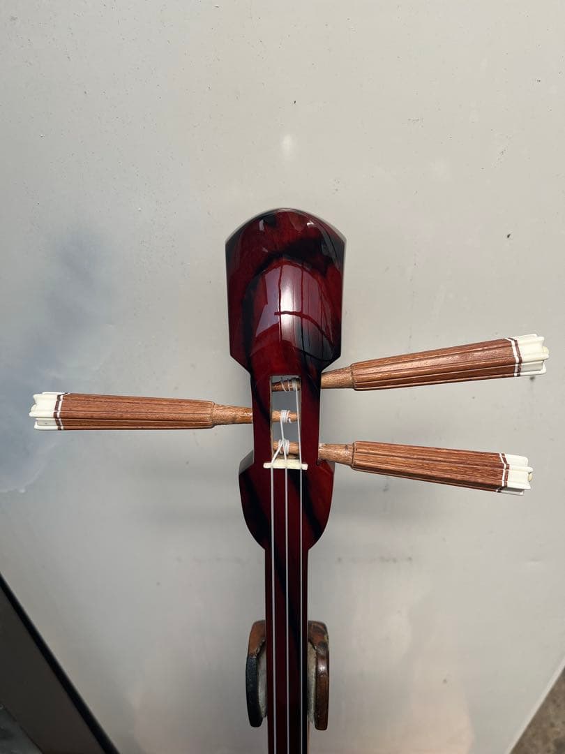 沖縄三線　黒柿(縞杢)小与那城型