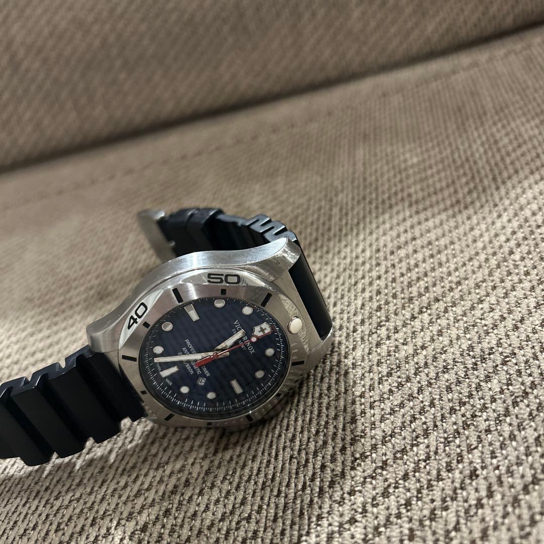 ビクトリノックス・スイスアーミー イノックスProfessional Diver