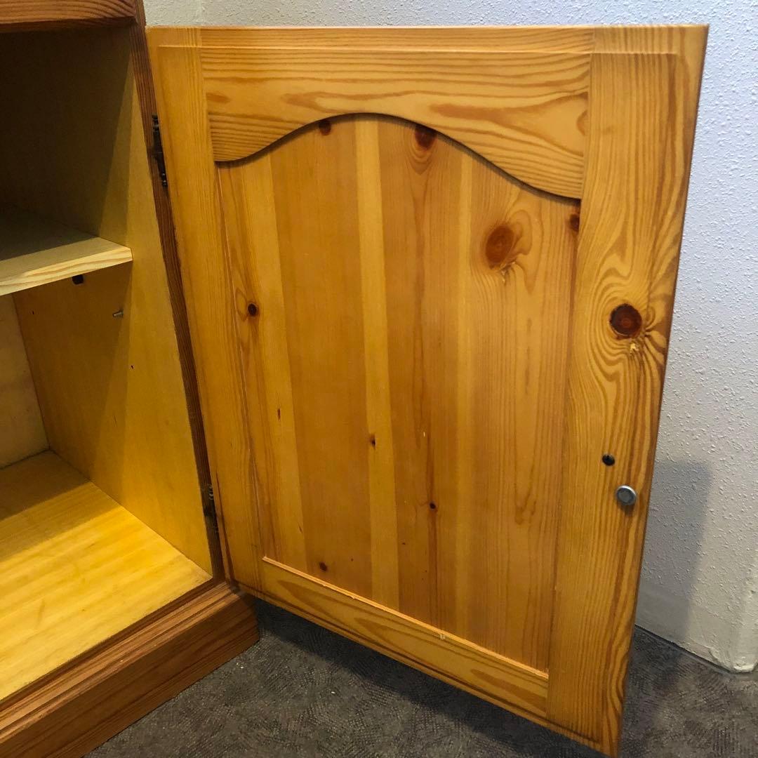 Alex　パイン無垢材　天然木　ナチュラルウッド カントリー風キャビネット