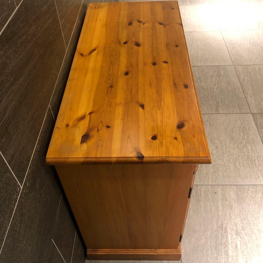 Alex　パイン無垢材　天然木　ナチュラルウッド カントリー風キャビネット