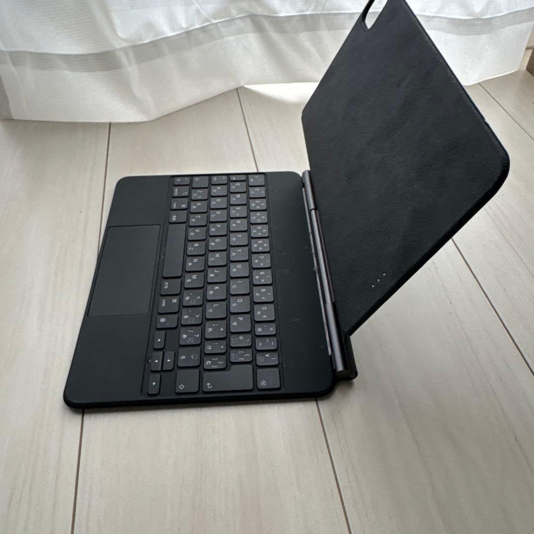 Apple 11インチ　iPad pro用 magickeyboard ブラック