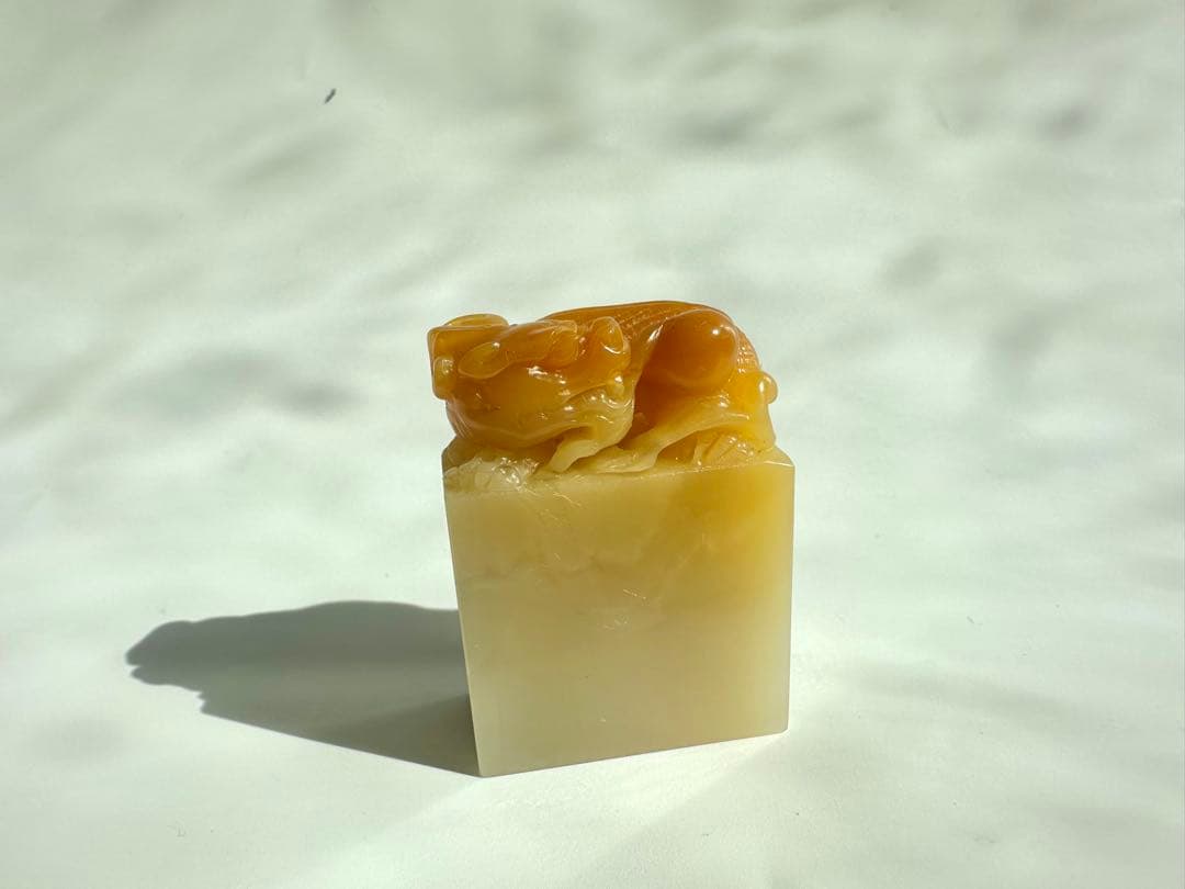 【螭虎】 古獣　美品　高級印材　篆刻　印石　ラオス　印石　水凍 田黄