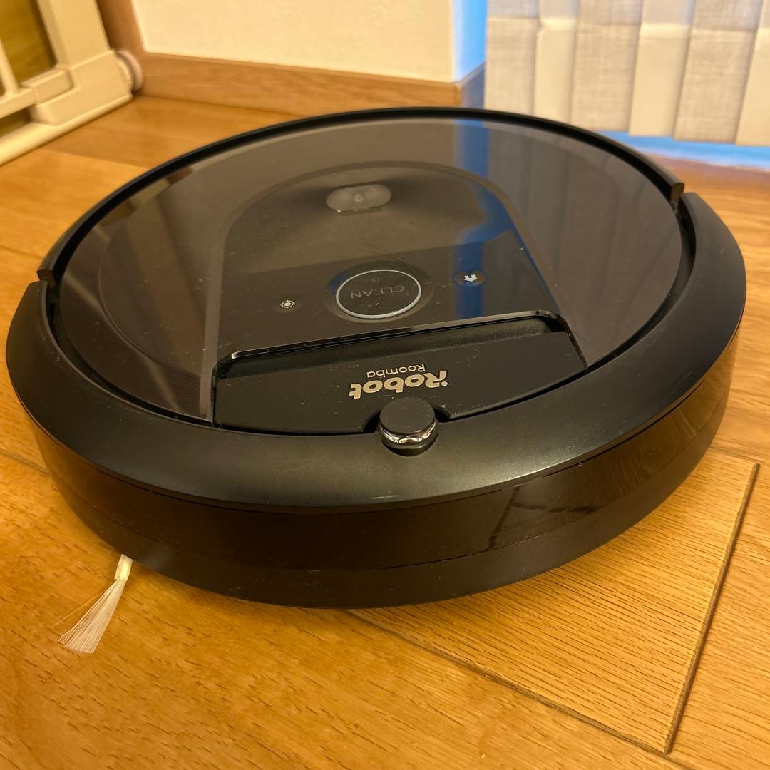 iRobot Roomba i7+ ルンバ 自動ゴミ収集機付き、侵入防止センサー