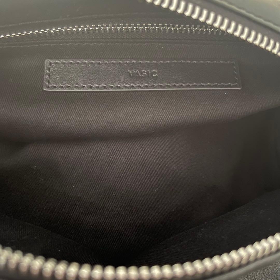 【極美品】VASIC ヴァシック　WELLS POCKET ブラック　ショルダー