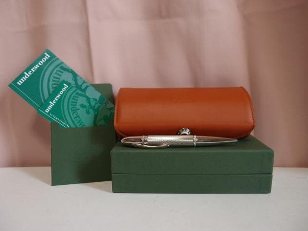 イギリス Underwood Londonのペン ギャランティカード付 未使用!