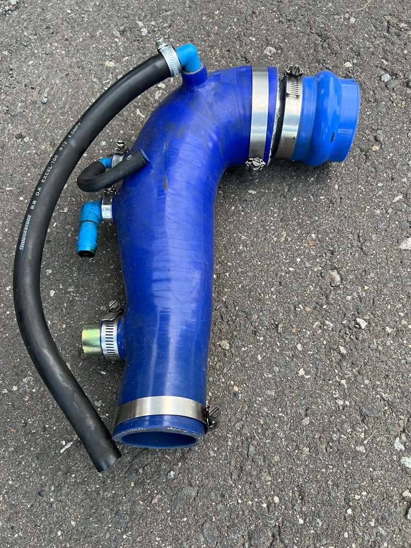 AVO ハイフローインテークホース　レガシィ BP BL