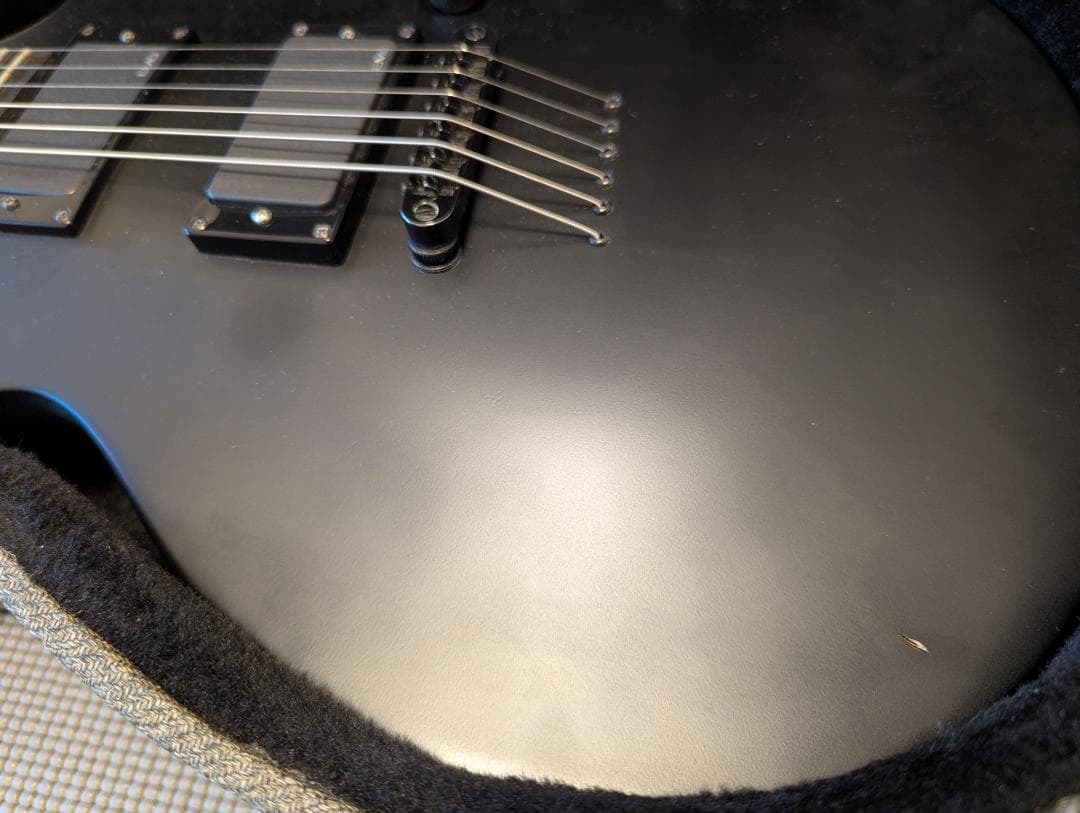 ESP EC-500 LTD サテンブラックエレキギター