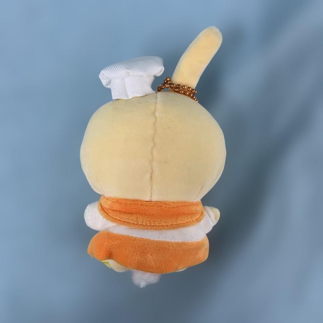 うさぎ カフェのコックさんマスコット ちいかわカフェ