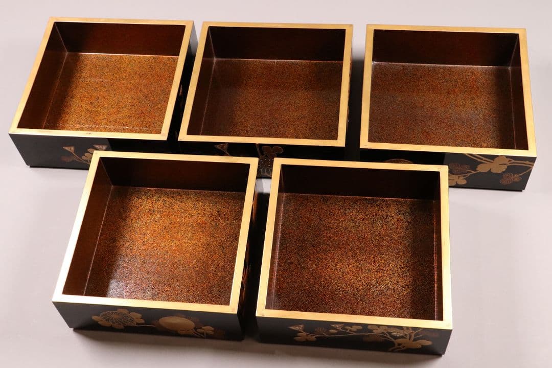 専用 MA24 時代木製漆器 光琳蒔絵 五段重 重台 菊蝶金銀蒔絵 螺鈿 黒塗