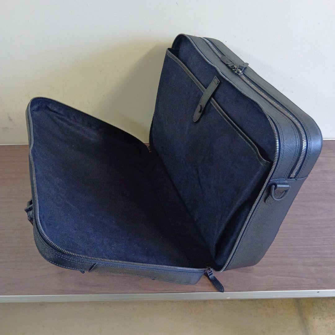 ペッレモルビダ　ブリーフバッグ （２室タイプ）キャピターノ・専用ケアクリーム