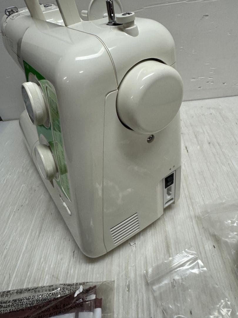 ジャノメ　電子ミシン D200　751型