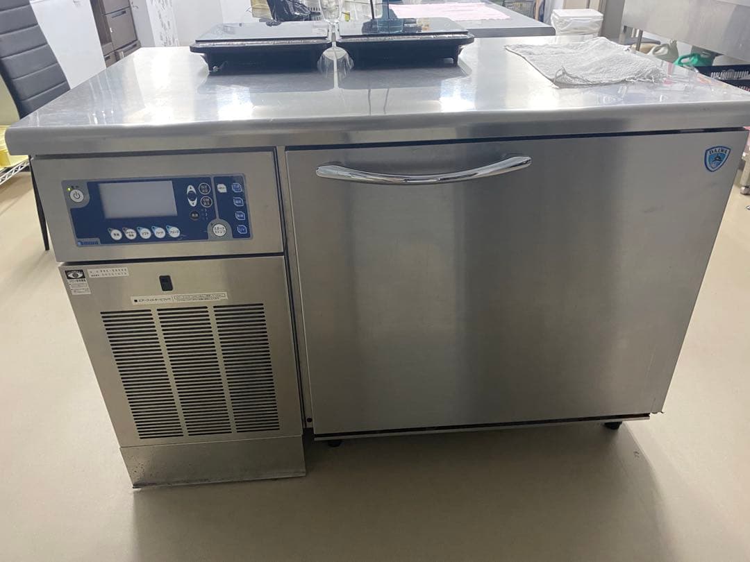 大和冷機 ブラストチラー DBC-060H3 中古　2024年購入 三相200V